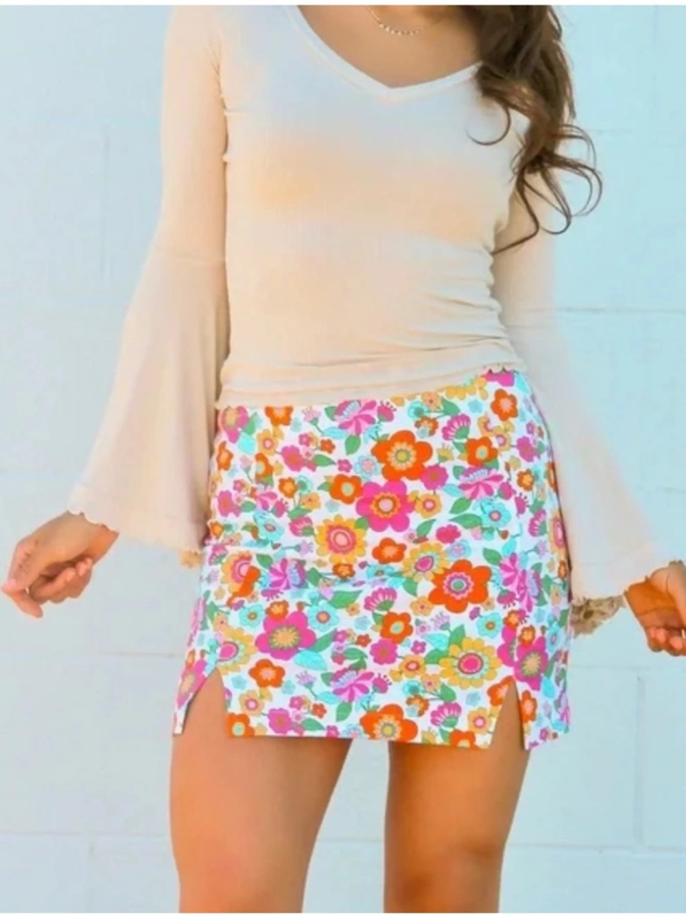 Love On A Hanger Bright Colorful Floral Skirt Size 9 White Multi